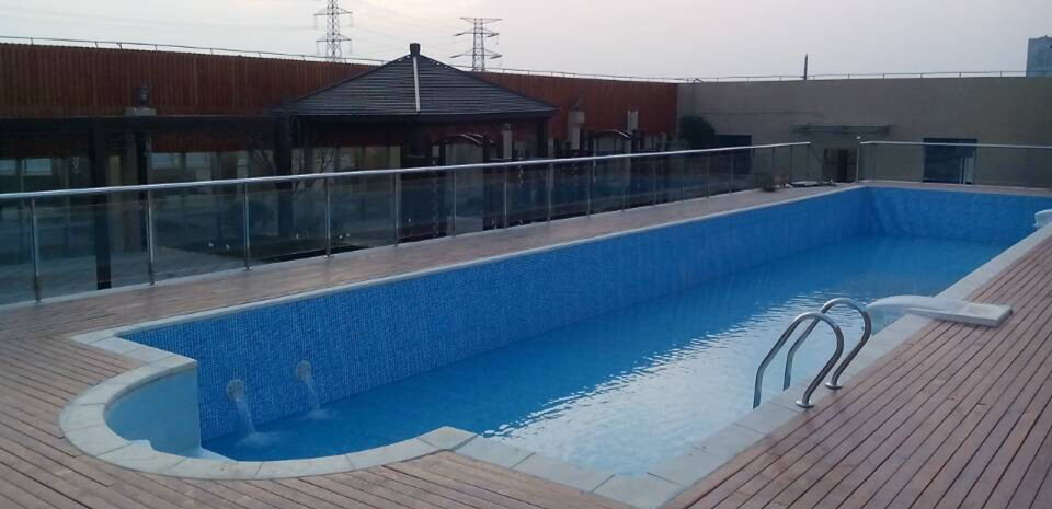 泳池水處理設(shè)備，游泳池設(shè)備,泳池一體化設(shè)備