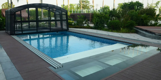 私家游泳池怎么遮陽